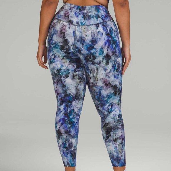 Lululemon Base Pace High-Rise Tight 25" - Picture 6 of 6